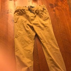 American Eagle Khaki style cuffed joggers